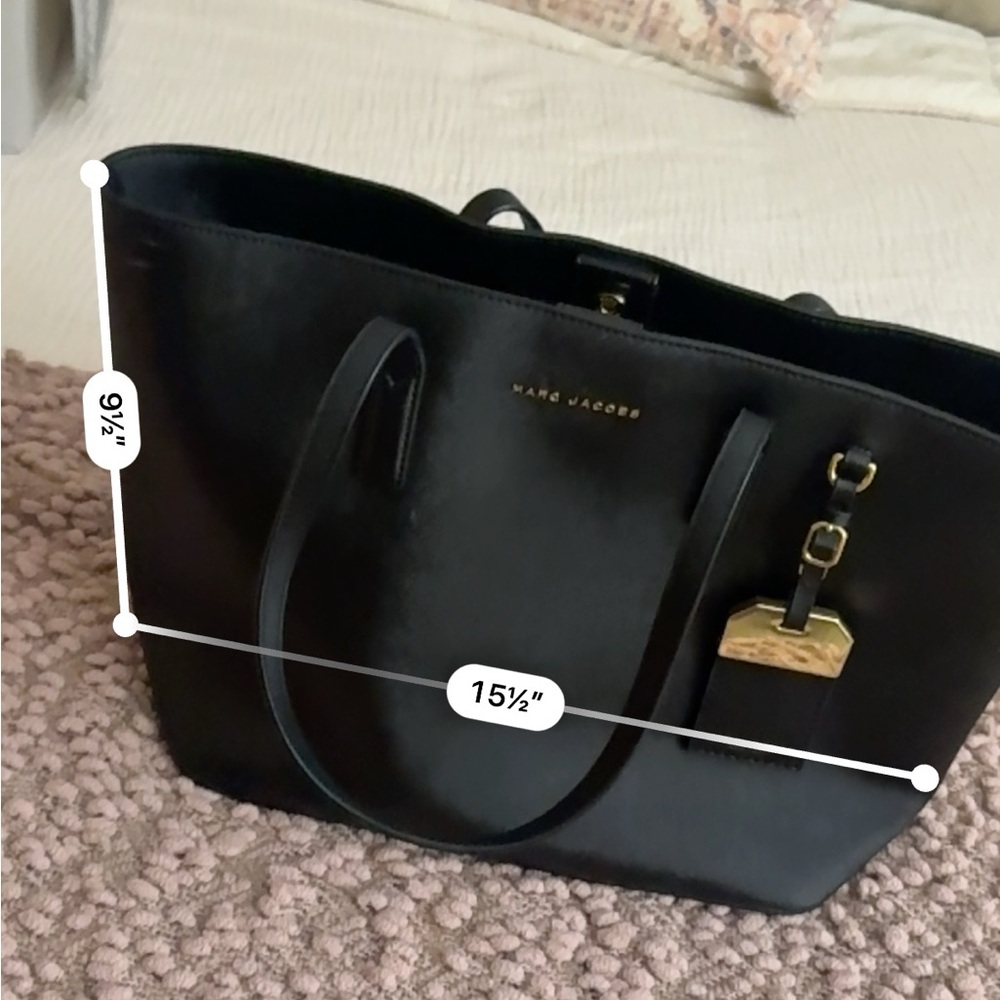 Marc Jacobs Saffiano Black Leather Luggage Tag Shoulder Tote Bag - Picture 3 of 4